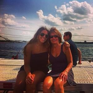 Meet your Posher, Suzanne